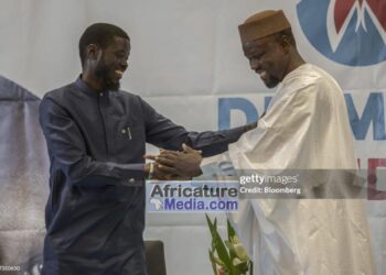 Sénégal : Bassirou Diomaye Faye limoge Ousmane Sonko, la rupture au sommet de l’État