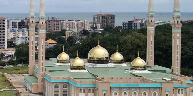 Aïd el-Kébir 2026 : à Conakry, un message de paix et d’unité lancé depuis la mosquée Fayçal