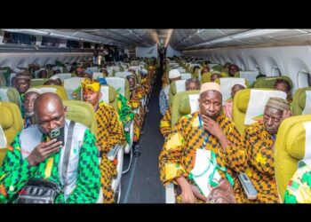 Hajj 2026 : départ de Conakry du premier groupe de 342 pèlerins guinéens vers les lieux saints de l’islam