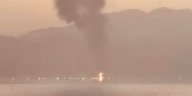 Les Émirats arabes unis annoncent une attaque de drones et missiles attribuée à l’Iran