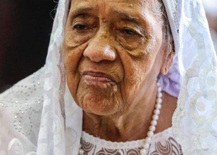 Décès de l’ancienne Première dame : Une réaction rapide des autorités guinéennes