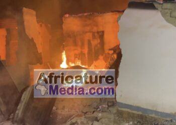 Guéckédou : un incendie ravage une concession à Farako, d’importants dégâts matériels