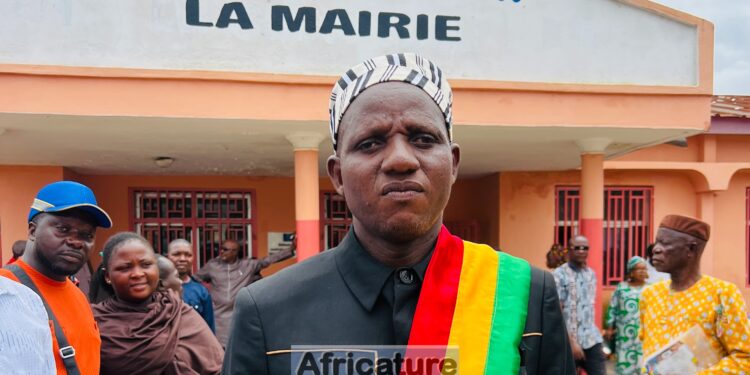 Guéckédou : Isaac Lelano officiellement installé dans ses fonctions de Maire