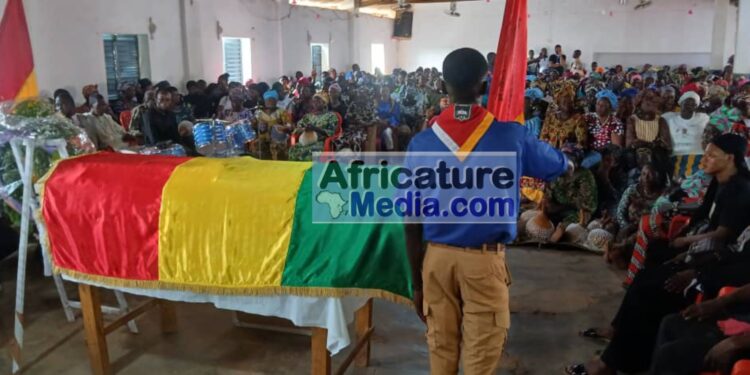 Guéckédou : Une mobilisation exceptionnelle pour les obsèques du Maire Anathin Siafa KAMANO