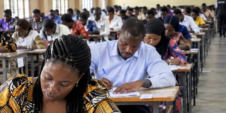 ÉDUCATION – FONCTION PUBLIQUE : LES RÉSULTATS DU TEST D’INTÉGRATION DES 6 000 ENSEIGNANTS DISPONIBLES