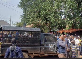 CONAKRY : Deux personnes retrouvées mortes dans un véhicule à Petit Simbaya