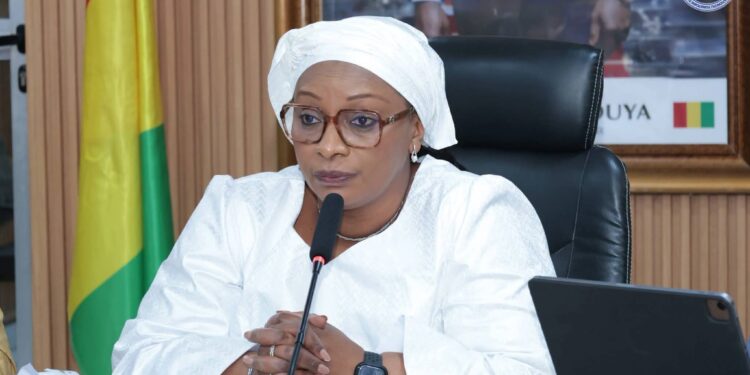 Guinée : à Kankan, Djénabou Touré met en garde contre les injures publiques